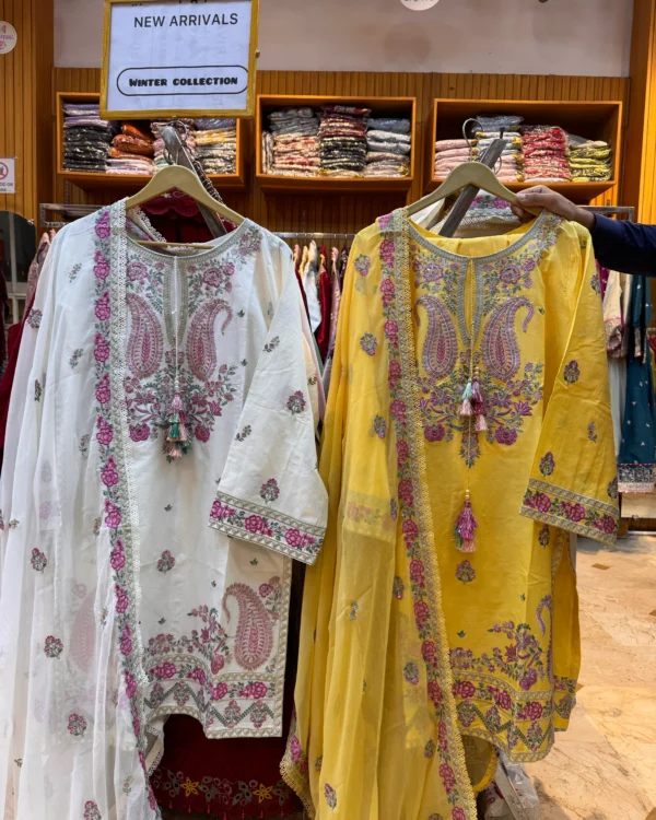 Rosalie Ivory Tila Embroidered 3PCS – RG15