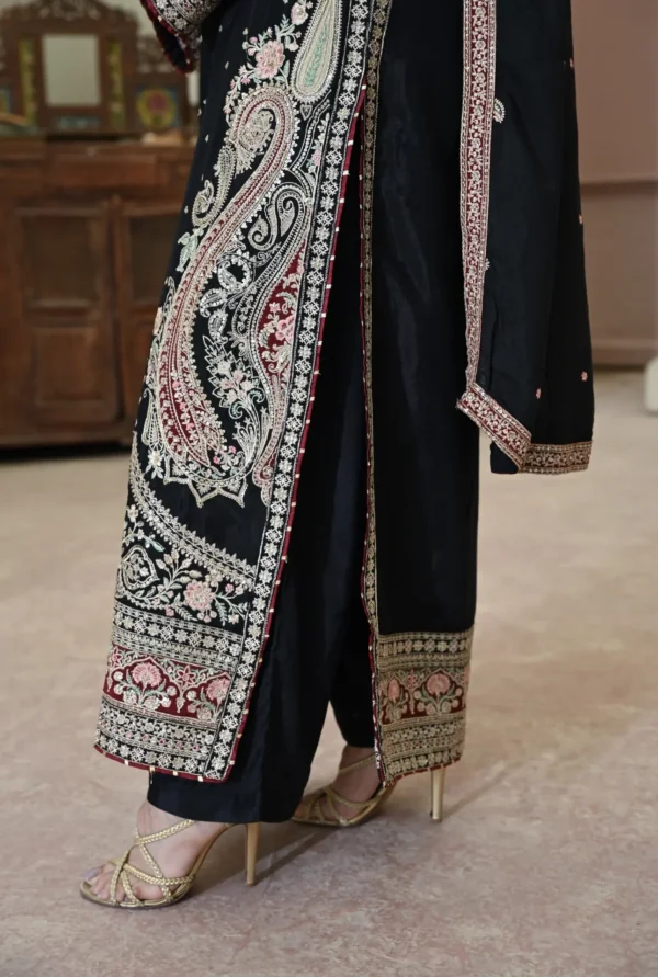 rg07b-6.webp Long Shirt 3pcs Embroidered Pure Raw Silk Treadwork With Dupatta & Trousers – RG07 - party wear | Rangoli