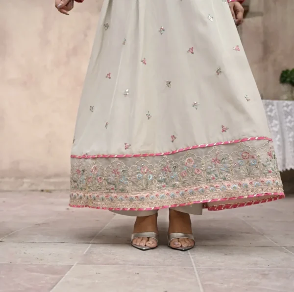 rg08w-2.webp Frock 3pcs Embroidered Pure Row Silk Long Frock With Print Dupatta Laces Work With Trousers – RG08 - party wear | Rangoli