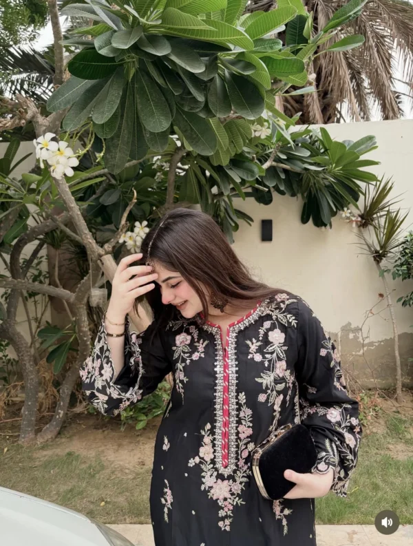 rg13-7.webp Elowen Black Embroidered 2PCS – RG13 - party wear | Rangoli