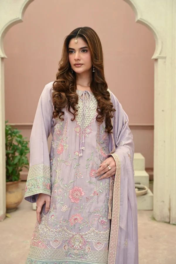 rg18p-4.webp Elowen Lavender Tila Embroidered 3PCS – RG18 P - Party Wear | Rangoli