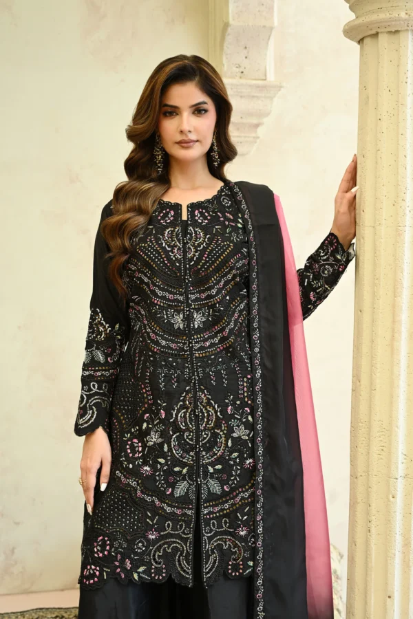 rg19b-9.webp Aurelia Black Tila Embroidered 3PCS – RG19 B - Party Wear | Rangoli