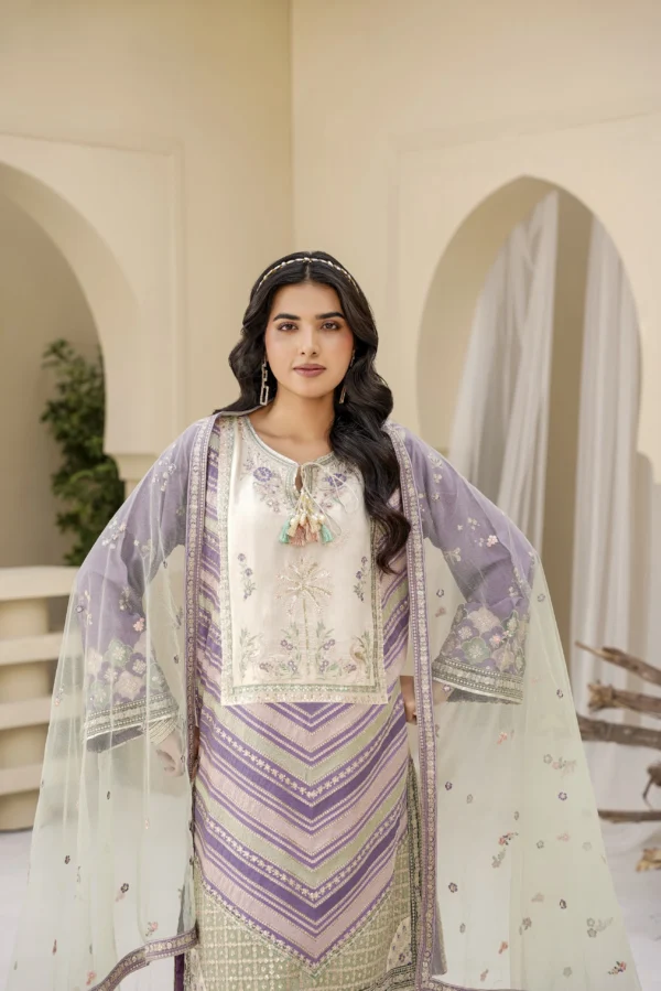rg26l-7.webp Elara Lavender Embroidered 3PCS – RG26 L - party wear | Rangoli